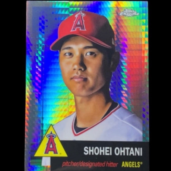 SOLD. SHOHEI OHTANI TOPPS SILVER HYPER PRISM BASEBALL CARD - LOS ANGELES DODGERS - Picture 2 of 6
